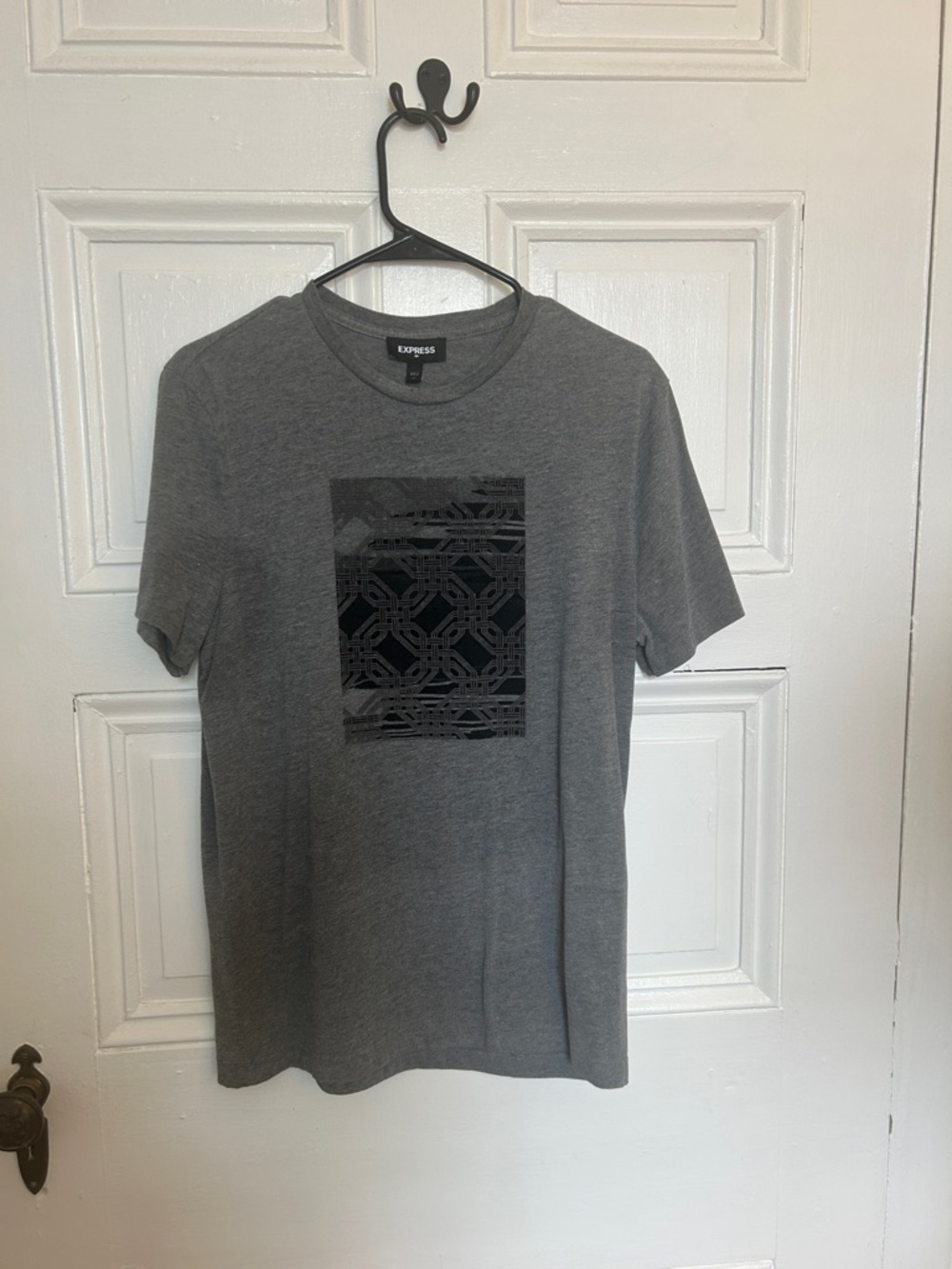 Men’s Express Gray T-shirt size Medium